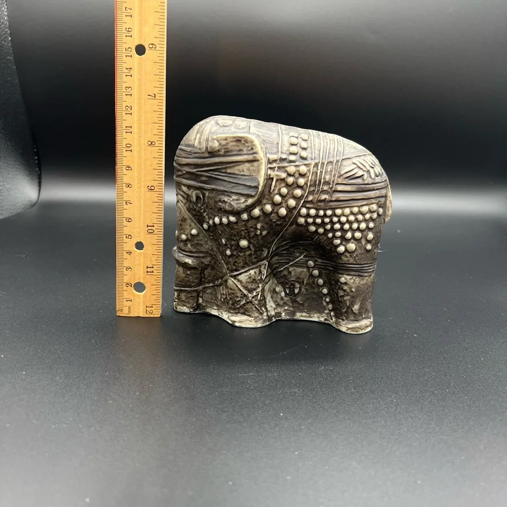 Rorstrand Elephant made in Sweden by Bertil Vallien Vintage Ceramic Figurine - Picture 3 of 10